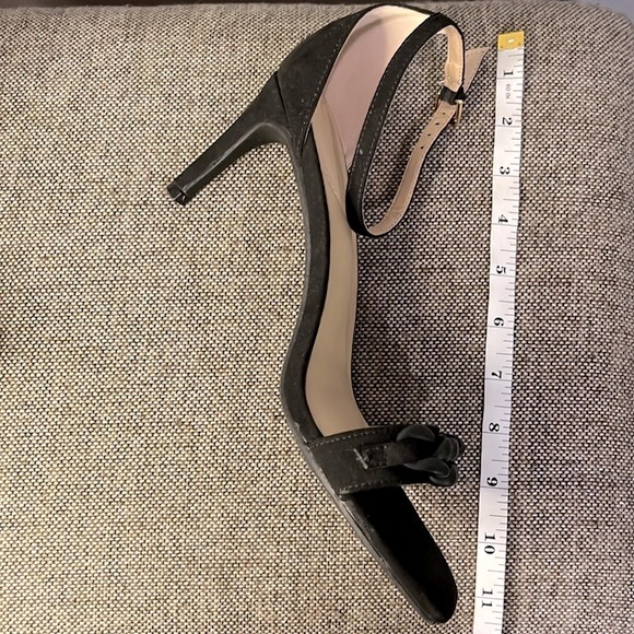 C Comfort black strappy heels, size 9W. - Picture 8 of 13